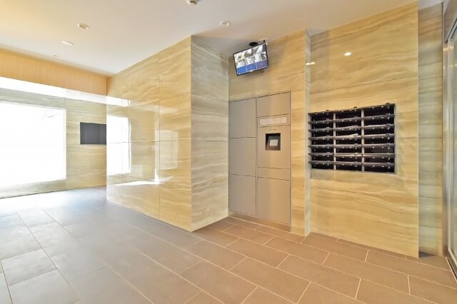 物件外観写真3　(防犯カメラあり)