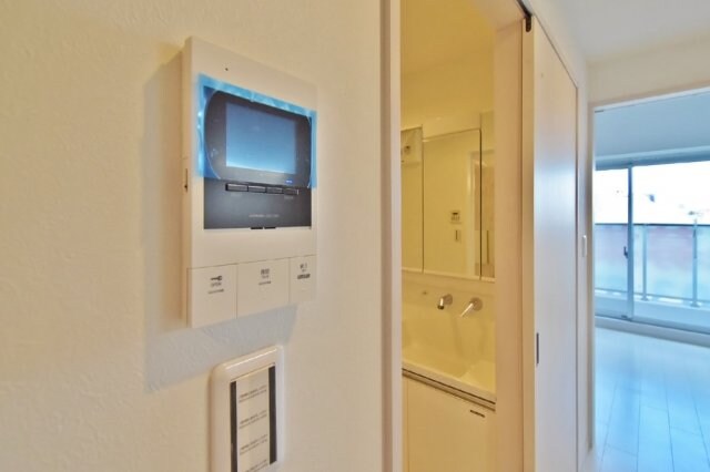 物件内観写真10　(オートロックモニタ)