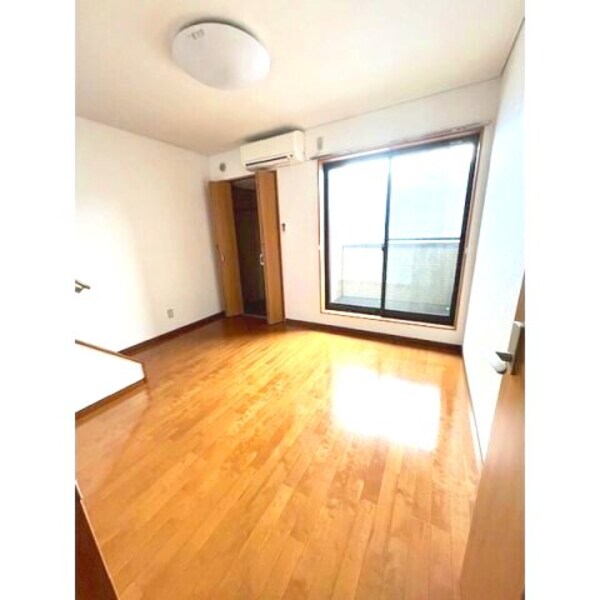 洋室(室内写真は別部屋の写真です。)