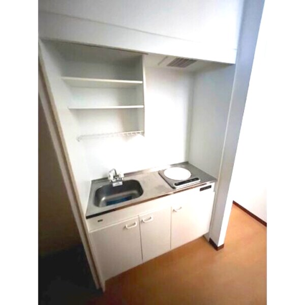 キッチン(室内写真は別部屋の写真です。)