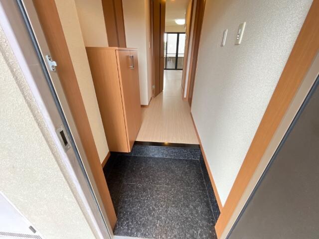 物件内観写真20　(玄関)