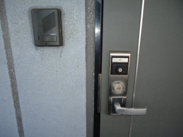 物件内観写真19　(玄関)