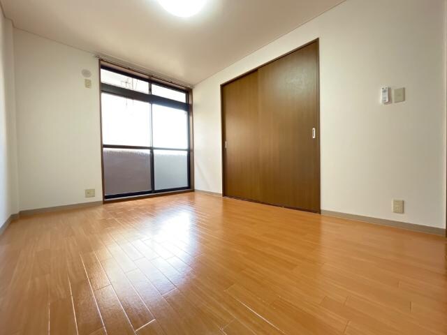 物件内観写真19　(洋室)