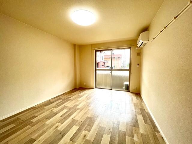 物件内観写真15　(室内)