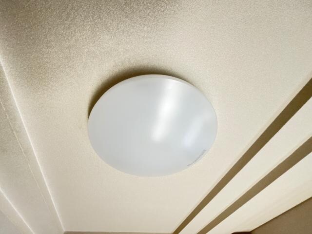 物件内観写真13　(室内照明)