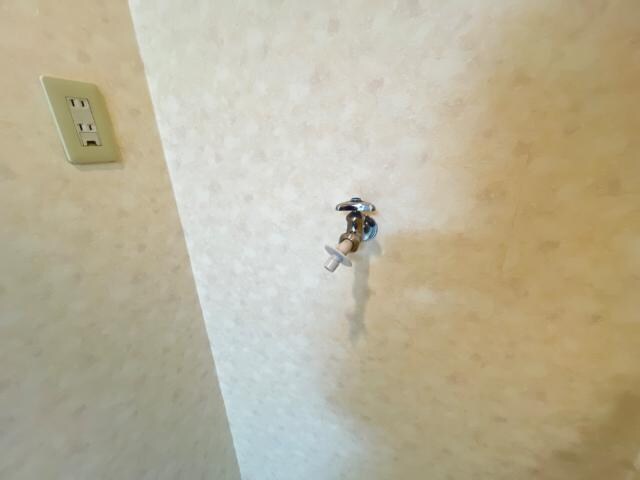 物件内観写真28　(洗濯機置場蛇口)