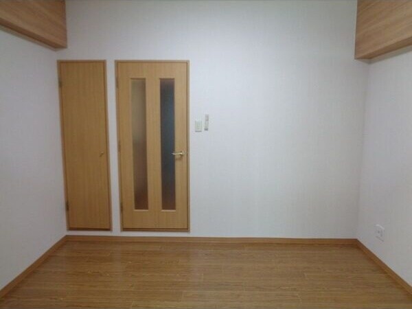 その他(※写真は同じマンションの違う部屋のものになります。)