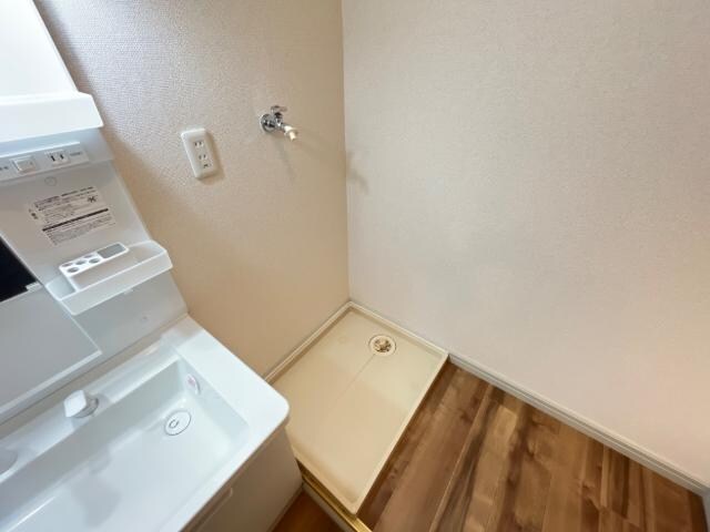 物件内観写真22　(洗濯機置場)