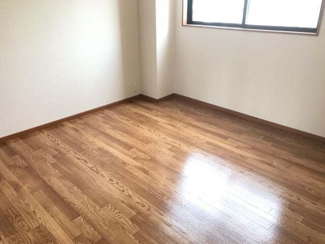 物件内観写真7　(洋室)