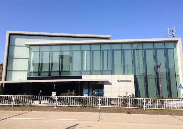 周辺環境(碧海信用金庫ナゴヤドーム前支店 492m)
