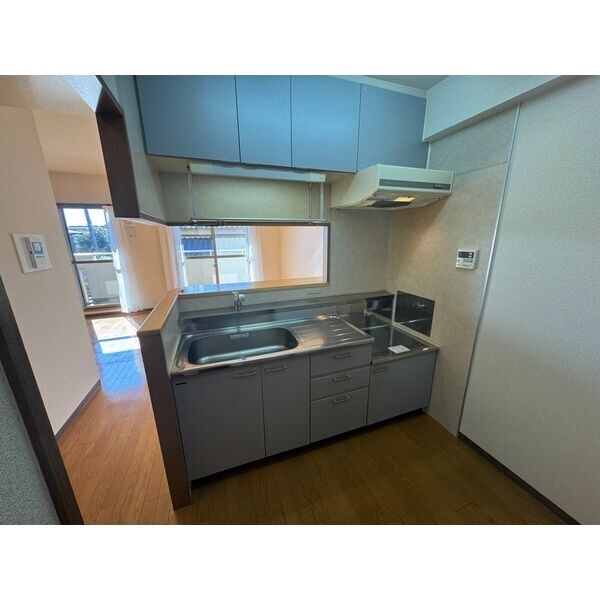 物件内観写真5　(室内写真は別部屋の写真です。)