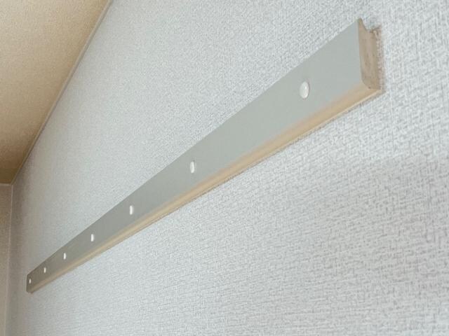 その他(ハンガーレール)