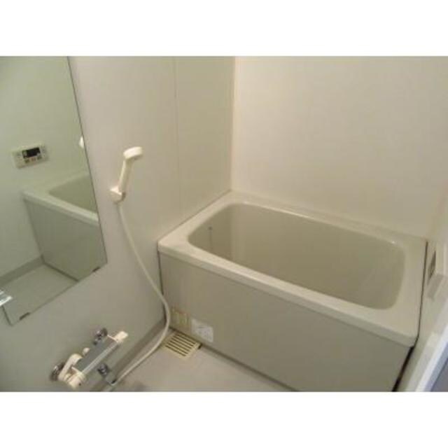 浴室(※写真は同タイプ住戸です。)