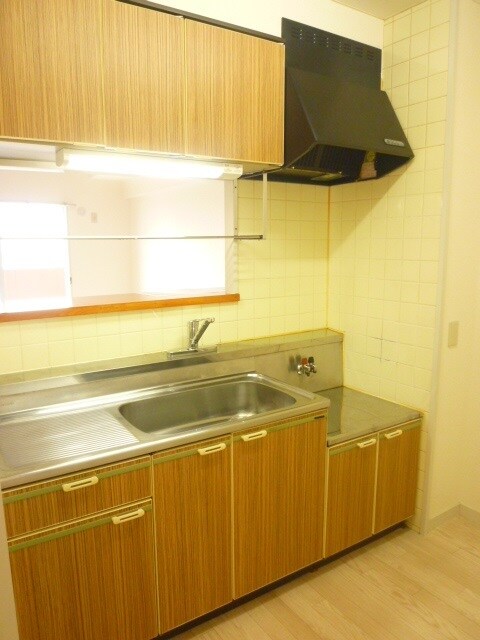 物件内観写真6　(きれいなキッチンです)