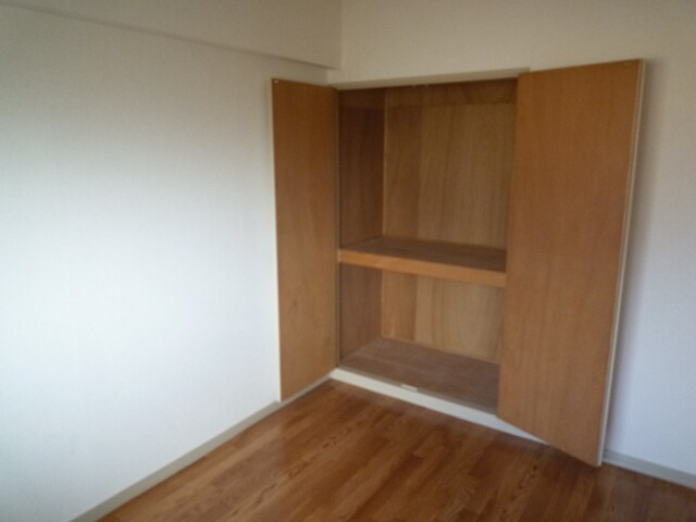 物件内観写真17　(収納スペース豊富です)