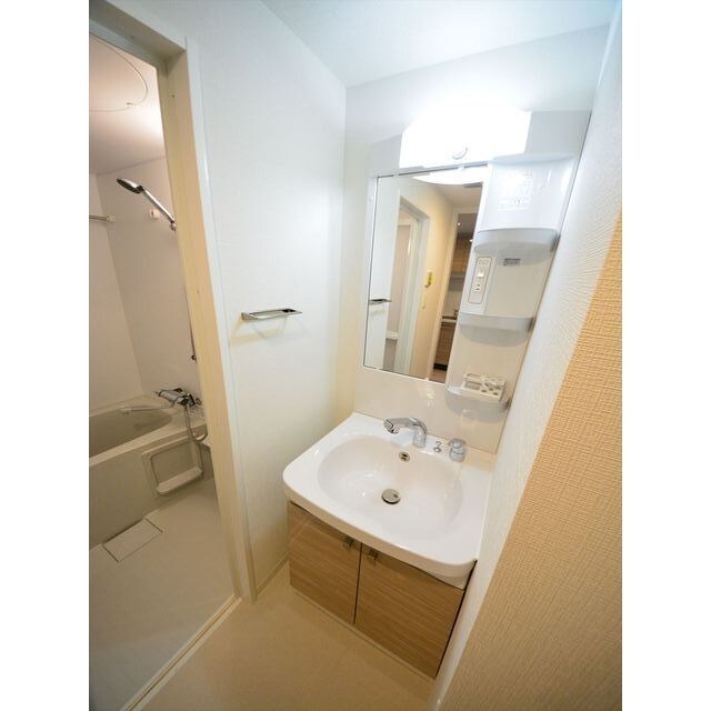 洗面・脱衣所(※303号室の写真)