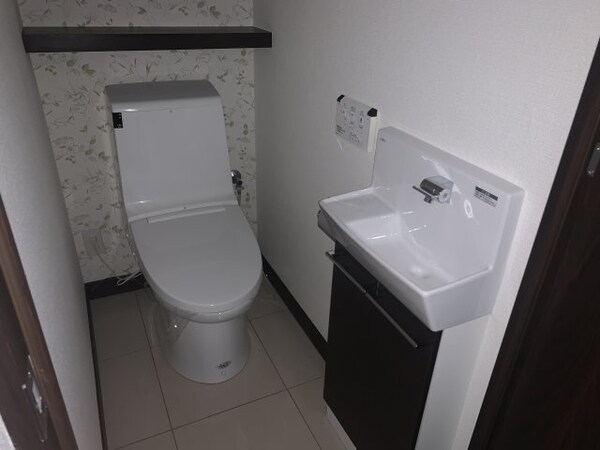 建物設備(※写真は同じマンションの違う部屋のものになります。)