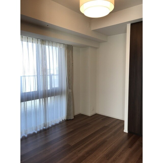 物件内観写真12　(洋室(約4.5帖)　2020年10月撮影)