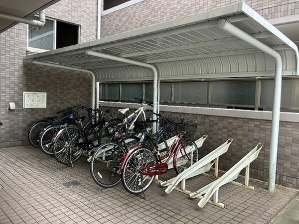 その他(駐輪場)