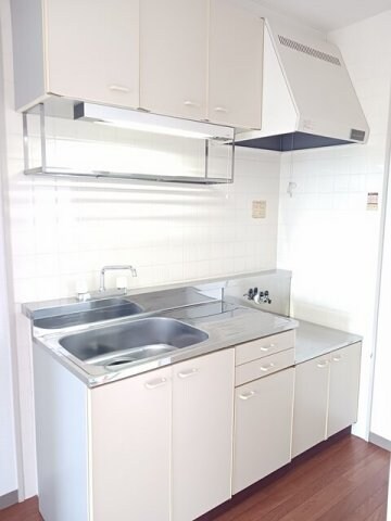 物件内観写真5　(お料理しやすいキッチンです)