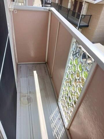 物件内観写真12　(陽当たり良好なバルコニーです)