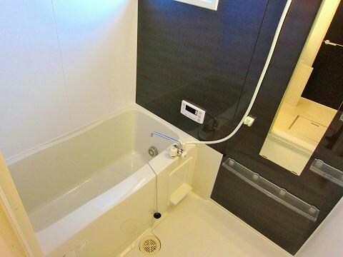 物件内観写真6　(室内写真は別部屋の写真です。)