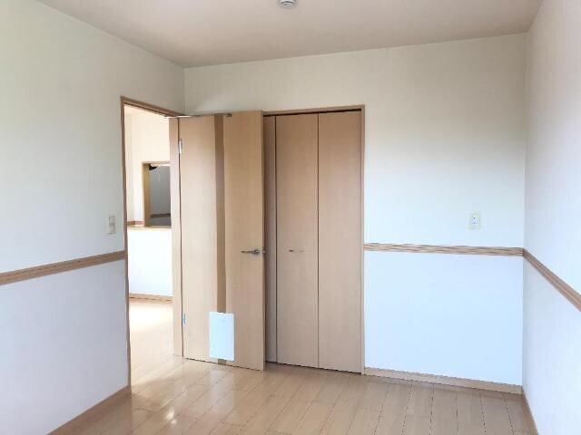 物件内観写真5　(南洋室)