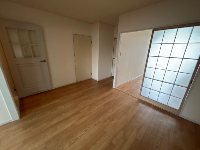 物件内観写真15　(リビング)