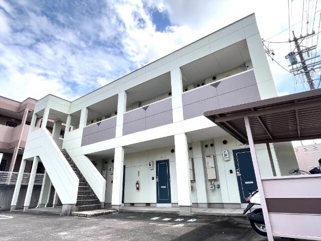 物件外観写真2　(外観写真（昼）)