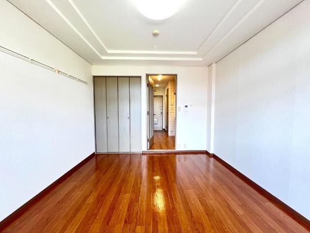 物件内観写真4　(室内)