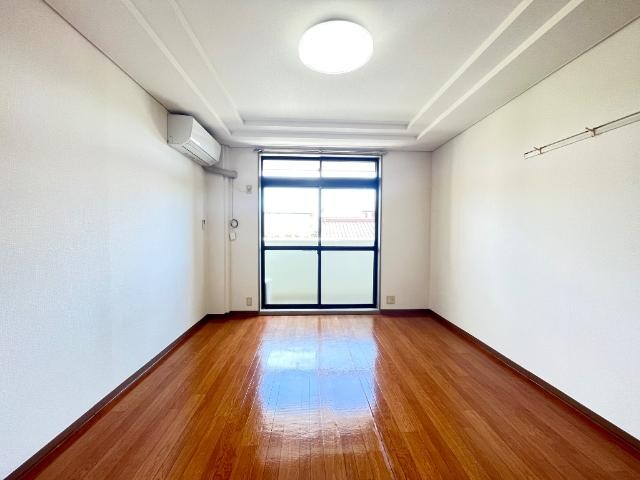 物件内観写真5　(室内)