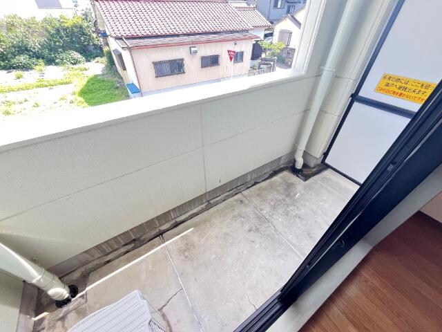 物件内観写真15　(ベランダ)
