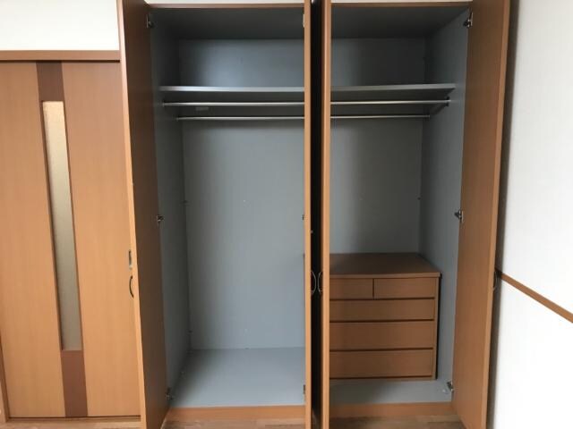 物件内観写真10　(クローゼット)