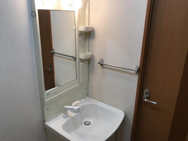 物件内観写真16　(洗髪洗面化粧台)