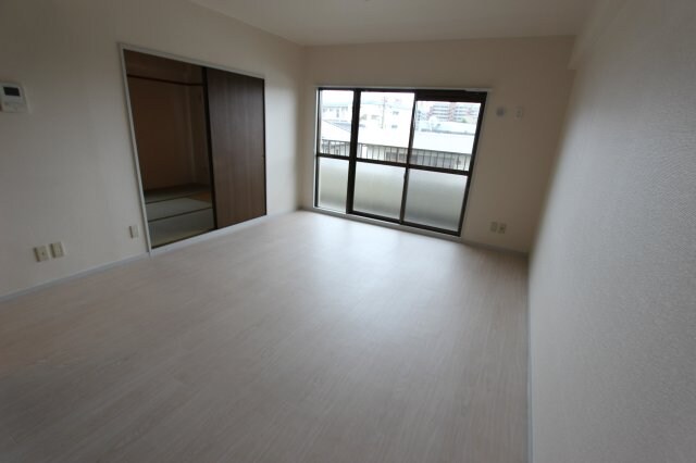 物件内観写真2　(参考写真です。現況優先。)