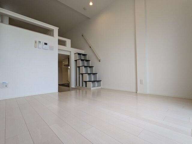 物件内観写真3　(205号室)