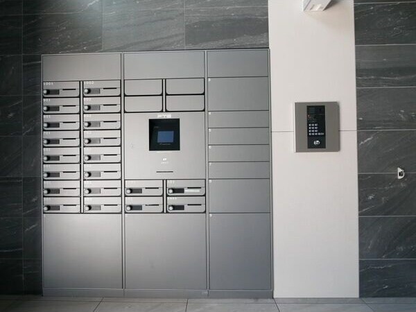 物件内観写真4　(宅配ボックス)