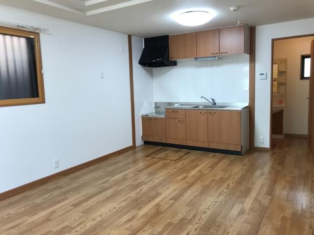 物件内観写真9　(リビング)