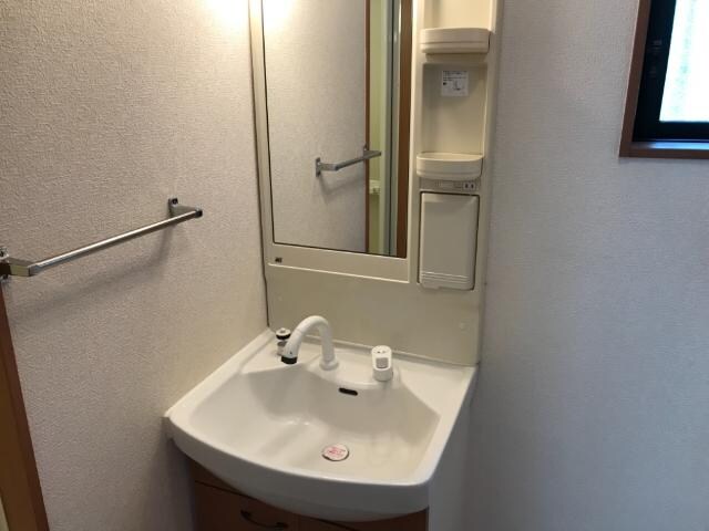物件内観写真14　(洗髪洗面化粧台)