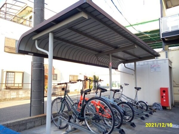 建物設備(屋根付き駐輪場)