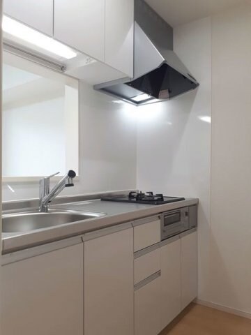 物件内観写真5　(キッチンでお料理をお楽しみください)