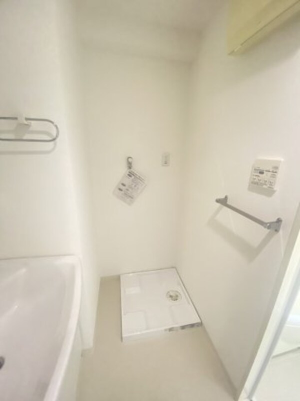 その他(※写真は同じマンションの違う部屋のものになります。)