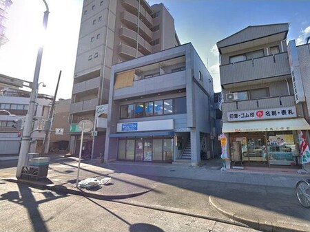 ライフビル外観写真