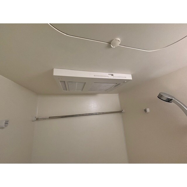 物件内観写真12　(浴室乾燥機)