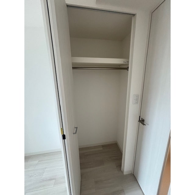 物件内観写真12　(クローゼット)