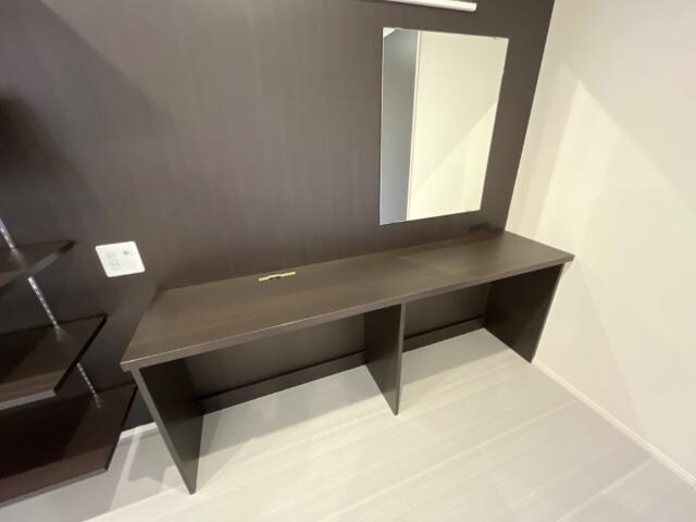 物件内観写真6　(テレビボード)