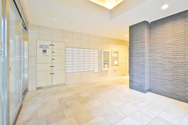 物件外観写真4　(ロビー)