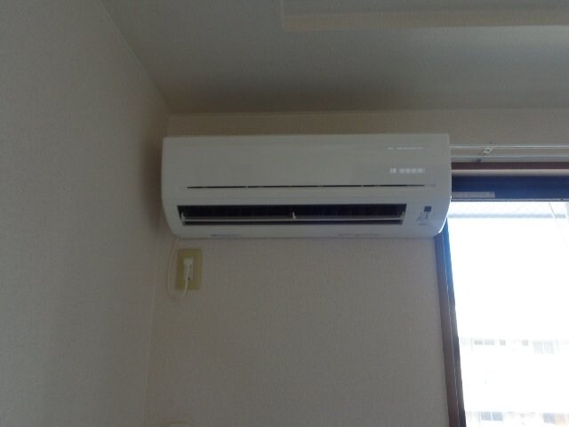 物件内観写真12　(エアコン)