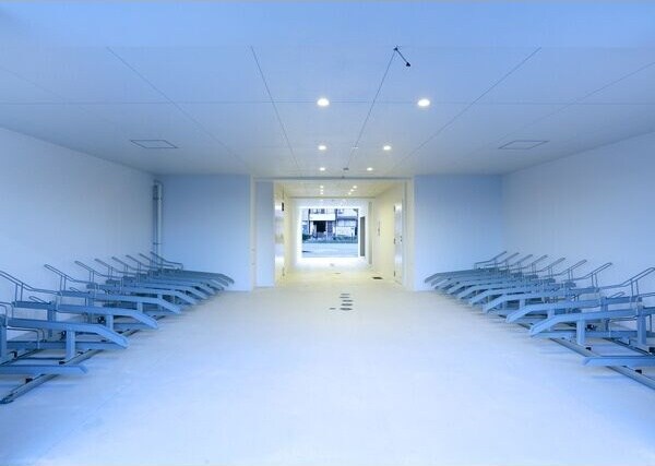 物件内観写真8　(駐輪場)