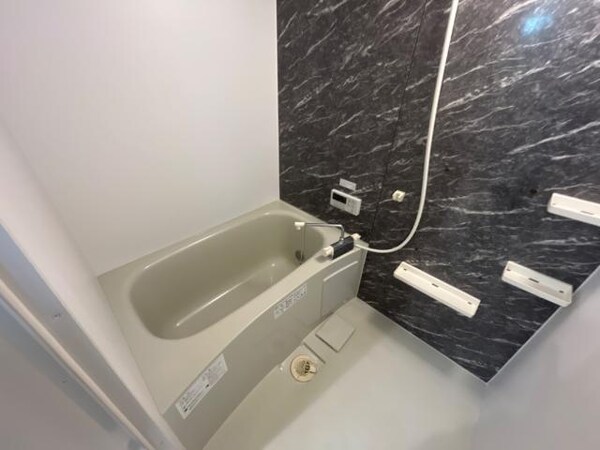 浴室(バス／シャワールーム等)